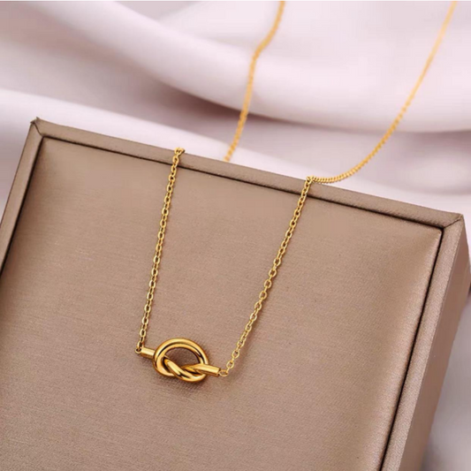 Stainless Steel Knot Women's Necklace Stylish Design 14K Gold Plated Jewelry